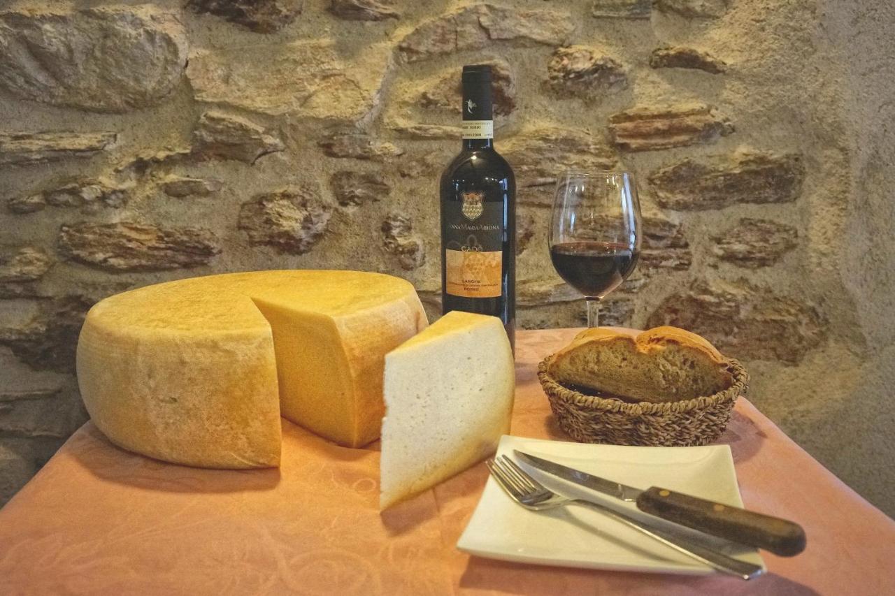 Pensione Albergo Diffuso Ceaglio Valle Maira Marmora Eksteriør bilde