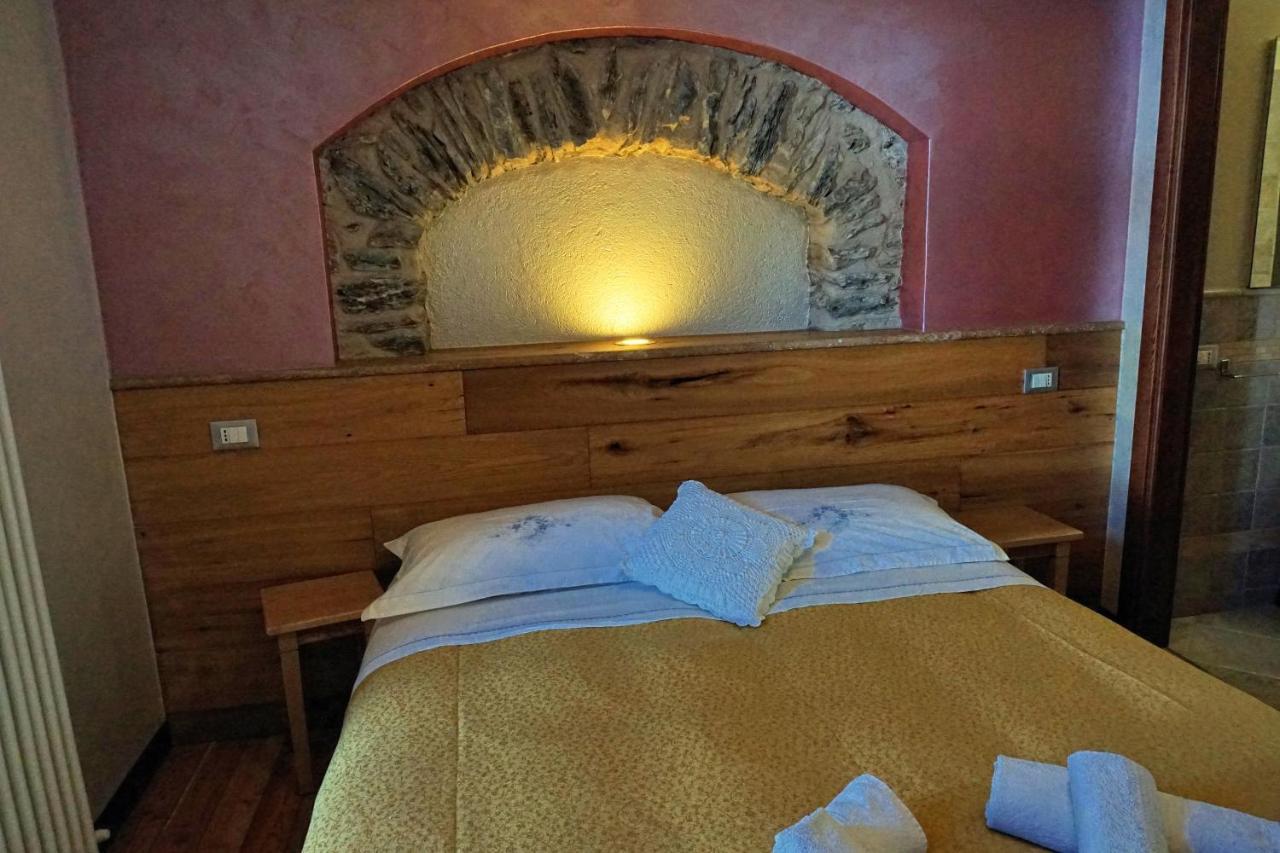 Pensione Albergo Diffuso Ceaglio Valle Maira Marmora Eksteriør bilde